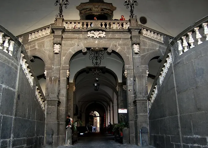 Palazzo Serra Di Cassano